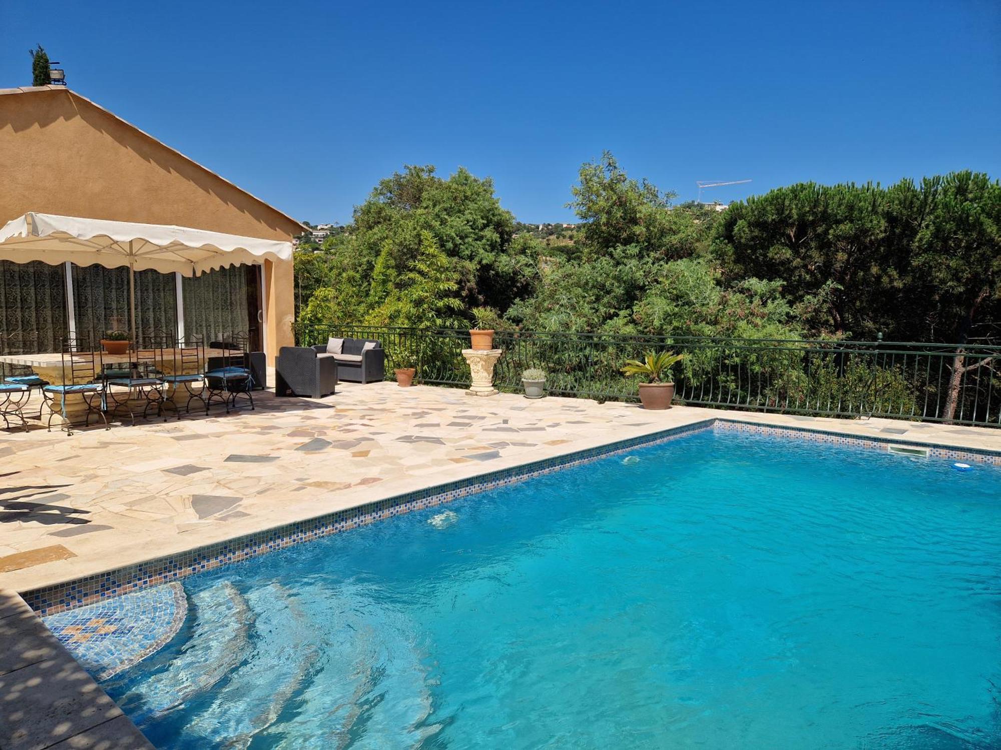 Villa Sambracitaine Les Issambres Exterior photo